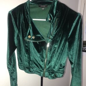 Green velvet fitted jacket